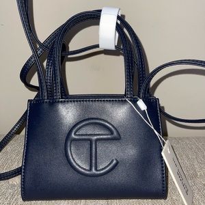 💯 authentic Telfar bag NAVY